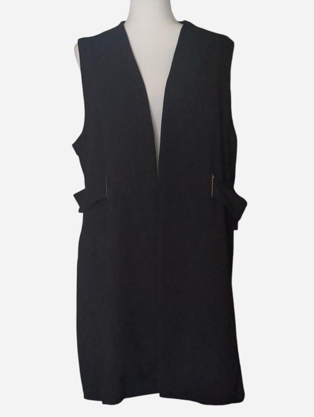 ✨ Chico's Longline Hardware Vest – The Ultimate Chic Layer Size 3/16 ✨